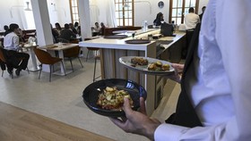 FOTO: Sensasi Makan Mewah Semi Gourmet ala Prancis di Penjara