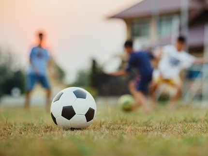 Permainan Sepak Bola Berasal dari Negara Apa? Yuk Pelajari Asal-usul dan Sejarahnya