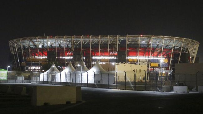 Stadiom 974 dirancang untuk mengatasi kekhawatiran bahwa Qatar menghabiskan miliaran dolar untuk pembangunan stadion, namun terbengkalai setelahnya
