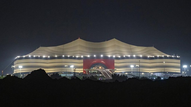 Piala Dunia 2022 tinggal menghitung hari dan sedkitnya sudah ada empat tim peserta sudah berada di Qatar.