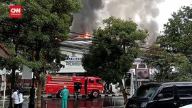 VIDEO: Kebakaran Gedung Bapelitbang Bandung, 1 Orang Diamankan