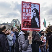Picu Protes Akibat Kematian Mahsa Amini, Iran Dikabarkan Bubarkan Polisi Moral