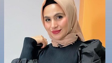 img-title Asha Shara Nikah Lagi hingga Dijauhi Anak, Enggan Punya Papa Baru?