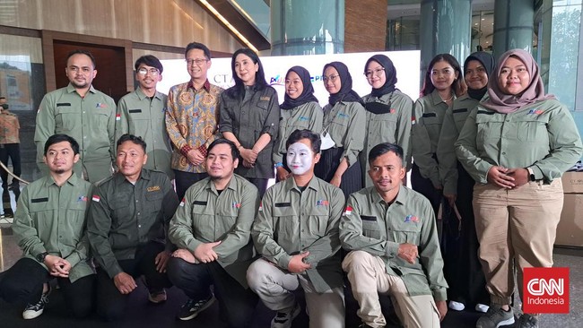 CT Arsa Foundation melepas relawan bidang pendidikan dan kesehatan ke berbagai daerah pelosok di Indonesia melalui program PIJAR dan PESAT.