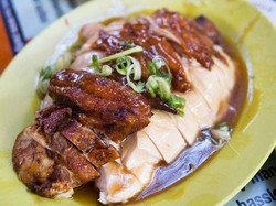 8 Hawker Center Terbaik di Singapura dan Menu Populernya