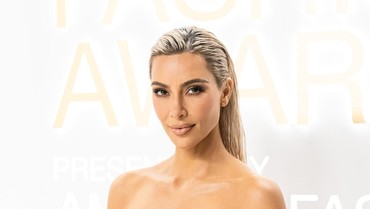 img-title Iklan Balenciaga Berbau BDSM, Kim Kardashian Jijik dan Marah