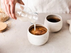 Cocok Dicampur Kopi, Ini 3 Susu Nabati yang Enak dan Bernutrisi
