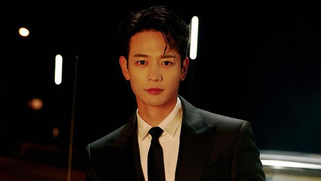 Minho SHINee bersiap rilis album solo perdananya sejak 14 tahun debut pada Desember 2022.