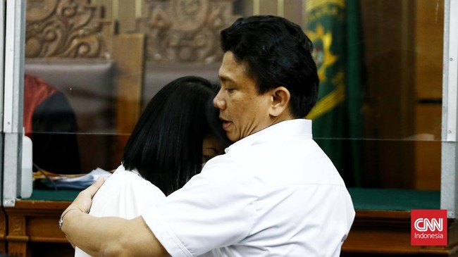 Pengacara pihak keluarga mengatakan Brigadir J pernah bercerita ke keluarga perihal hubungan antara Ferdy Sambo dan istrinya, Putri Candrawathi.