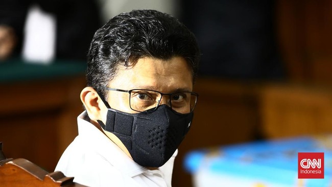Putri Candrawathi menceritakan momen saat dirinya memberi tahu suaminya Ferdy Sambo mengenai dugaan pelecehan seksual yang dilakukan Brigadir J.