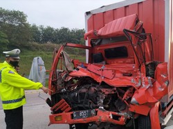 Warga Asal Batang Tewas dalam Kecelakaan di Tol Cipali