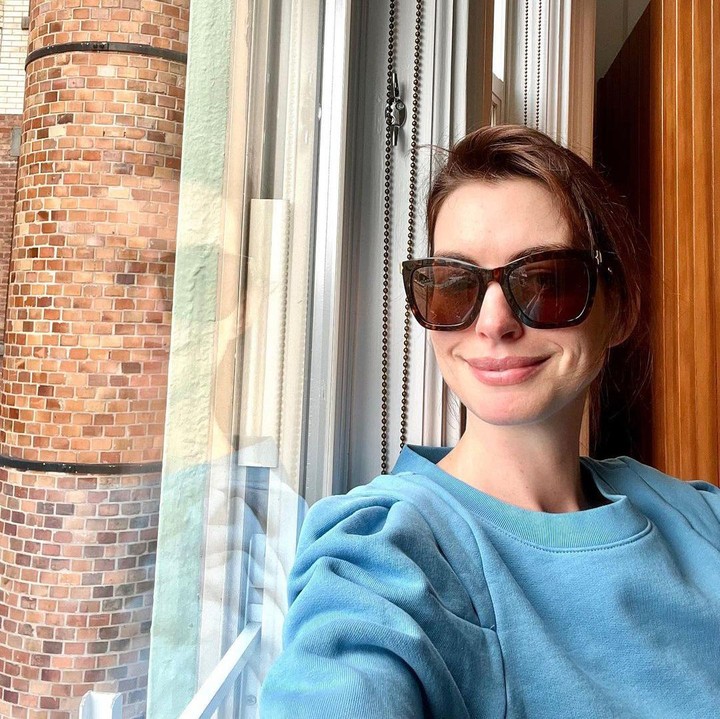 <p>Kehadirian Anne langsung membuat para penggemarnya di Tanah Air antusias. "Wow wow wow mba anne," tulis akun @telu*****. (Foto: Instagram @annehathaway)<br /><br /><br /></p>