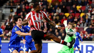 img-title Baggott Lagi-lagi Cetak Sejarah Usai Gillingham Singkirkan Brentford