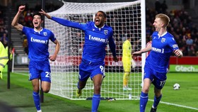Pelatih Tebar Pujian untuk Baggott dan Lini Belakang Gillingham