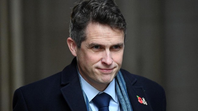 Menteri untuk Kantor Kabinet PMi Inggris Rishi Sunak, Gavin WIlliamson, mundur dari jabatan setelah diduga merundung pegawai senior dengan pesan "gorok leher".