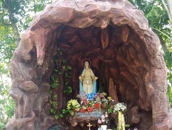 Wisata Religi di Labuan Bajo, 4 Gua Maria yang Bisa Dikunjungi