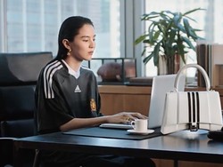 Han So Hee Bintangi Iklan Bareng Bella Hadid, Bikin Pangling Dipuji Ganteng