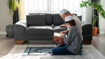 TELADAN RASULULLAH DALAM MENDIDIK ANAK]