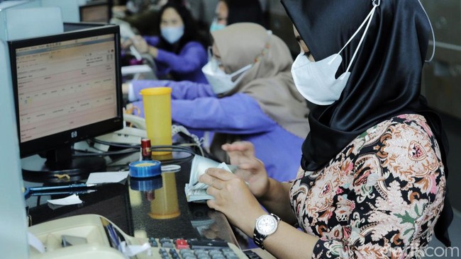 Nilai tukar rupiah berada di level Rp15.463 per dolar AS pada Kamis (12/1) pagi disebabkan perkiraan turunnya inflasi AS.
