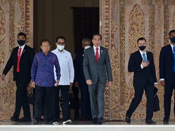 Jelang G20, Jokowi Resmikan Terminal VVIP Ngurah Rai & 3 Pelabuhan di Bali