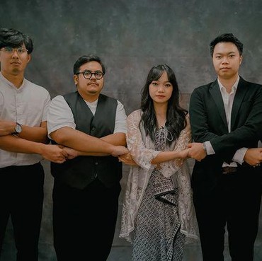 Lirik Lagu Anything You Want - Reality Club