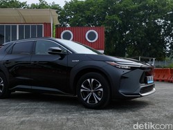 Spesifikasi Toyota bZ4X: Bisa Tempuh 500 Km, Isi Ulang Baterai dalam 30 Menit