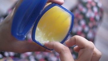 EFEK SAMPING PETROLEUM JELLY