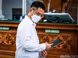 Tawa Peraih Adhi Makayasa Terdakwa Kasus Sambo Berujung Disentil Jaksa