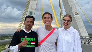 img-title Dihujat Lantaran Setuju Ada Roh di Patung, Daniel Mananta Tak Merasa Terganggu