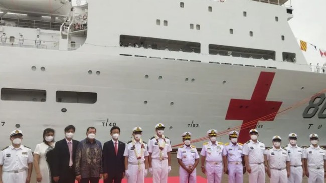 Kapal Peace Ark, yang singgah selama 10-18 November akan memberikan layanan kesehatan kepada warga Indonesia dan warga keturunan China di Indonesia.