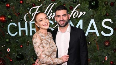 img-title Rayakan Natal Bareng Suami, Unggahan Lindsay Lohan Disorot