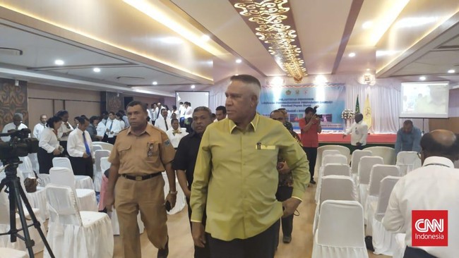 Pj Gubernur Papua Barat Paulus Waterpauw mengatakan akan segera rapat untuk membahas dan menunuk pekasana tugas atau harian dua jabatan kadis yang kosong.