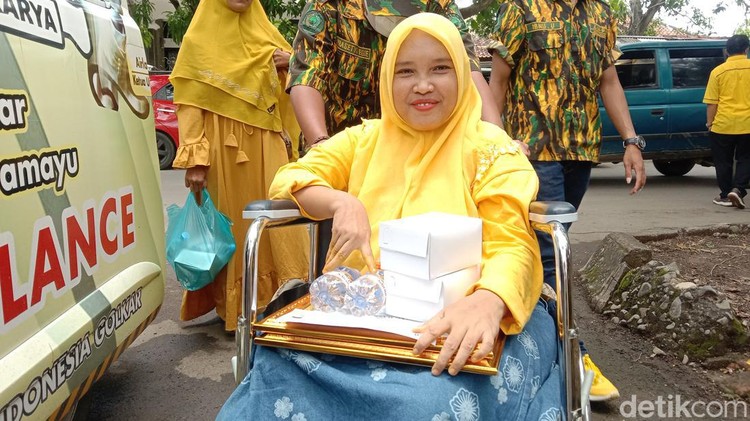 Rasminah, sang Inisiator UU pernikahan. Rasminah, sang Inisiator UU pernikahan.