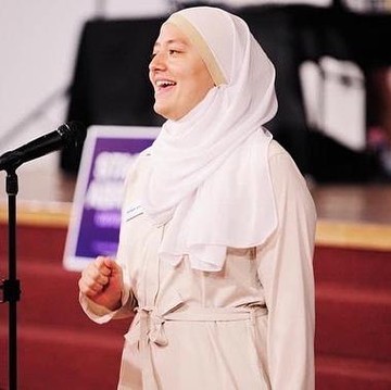 Buat Sejarah Baru, Ruwa Romman Jadi Perempuan Muslim-Palestina Pertama yang Bertugas di Dewan Perwakilan Georgia