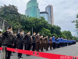 Johanis Tanak Pimpin Upacara Hari Pahlawan Perdana ASN KPK