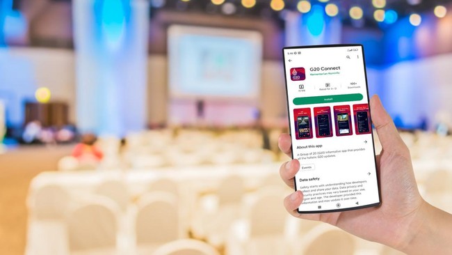 Lalu ada fitur Tour Destination untuk explore berbagai keindahan alam Indonesia, keunikan budaya lokal, hingga aktivitas liburan seru di Indonesia.