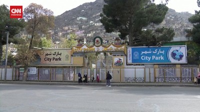 img-title VIDEO: Taliban Larang Perempuan Afghanistan ke Taman Hiburan