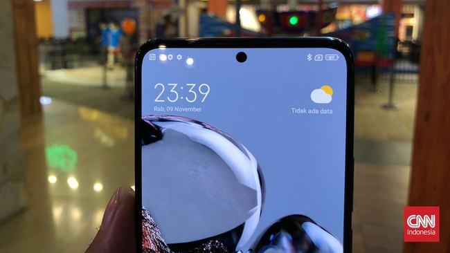 Pengguna ponsel 5G di Indonesia diprediksi meningkat demi menikmati internet ngebut imbas lelang frekuensi eks tv analog.
