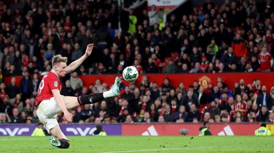 img-title FOTO: Man Utd 2 Kali Comeback Tanpa Ronaldo