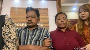 img-title Dewi Perssik Kembali Tak Hadiri Mediasi, W Tetap Harapkan Pintu Damai