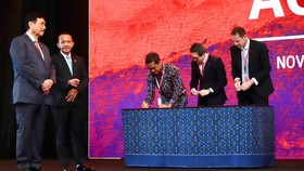 Pertamina NRE, Keppel dan Chevron Kerja Sama Proyek Hidrogen Hijau
