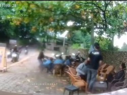 Viral Penyerangan Bersenjata ke Sesama Pelajar di Bogor, Polisi Selidiki