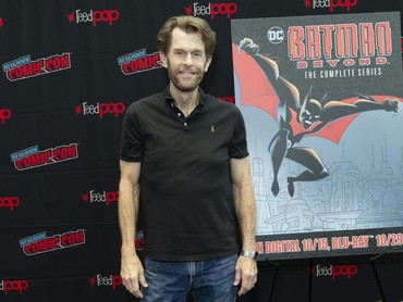 img-title Kevin Conroy Pengisi Suara Animasi Batman Meninggal Dunia