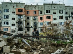 Ukraina: Rusia Hancurkan Pembangkit Listrik Sebelum Mundur dari Kherson