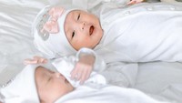 <p>Anisa Rahma melahirkan bayi kembar perempuan bernama Almashira Atqiya Shanum dan Almashira Afiza Shanum pada 13 Oktober 2022 lalu. (Foto: Instagram @anisarahma_12 by @askar_photography @aspherica)</p>