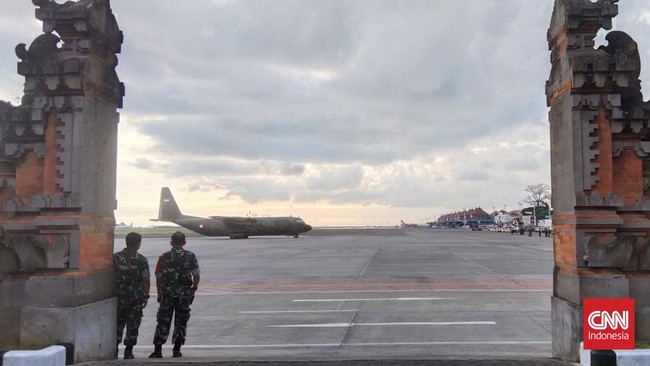 Demi memperlancar pendaratan pesawat VVIP yang membawa para pemimpin negara G20, jadwal penerbangan reguler ke Bali mulai dikurangi akhir pekan ini.