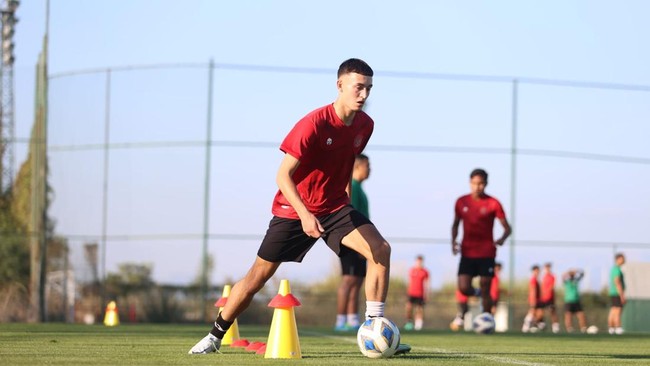 Menpora ungkap update perkembangan naturalisasi tiga pemain Timnas Indonesia U-20 yang kini sudah ditandatangi Presiden Jokowi dan menunggu restu DPR.