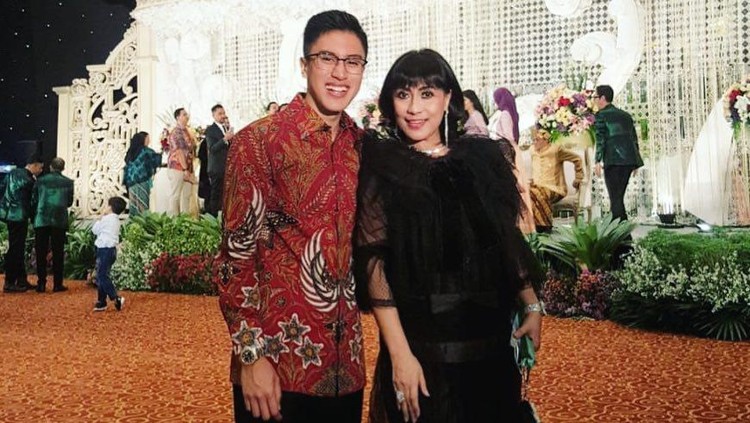 Ragahdo Anak Yayuk Suseno Ragahdo Anak Yayuk Suseno