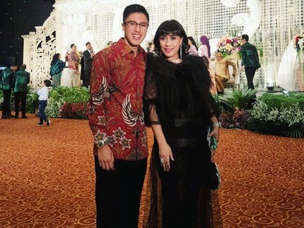 Terpopuler: Gaya Parenting Artis Yayuk Suseno, Anaknya Jadi Doktor di Usia 25 Th