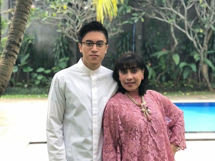 Anak Jadi Pengacara Viral & Doktor di Usia 25 Th, Yayuk Suseno Ungkap Cara Mendidik